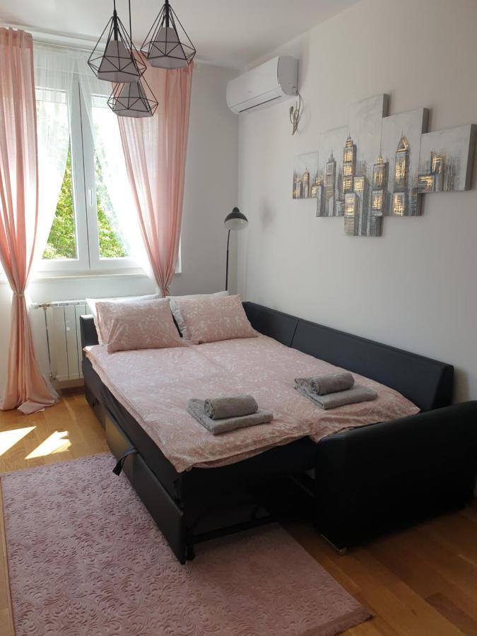 Apartment Luxe Nine Novi Sad Exterior foto